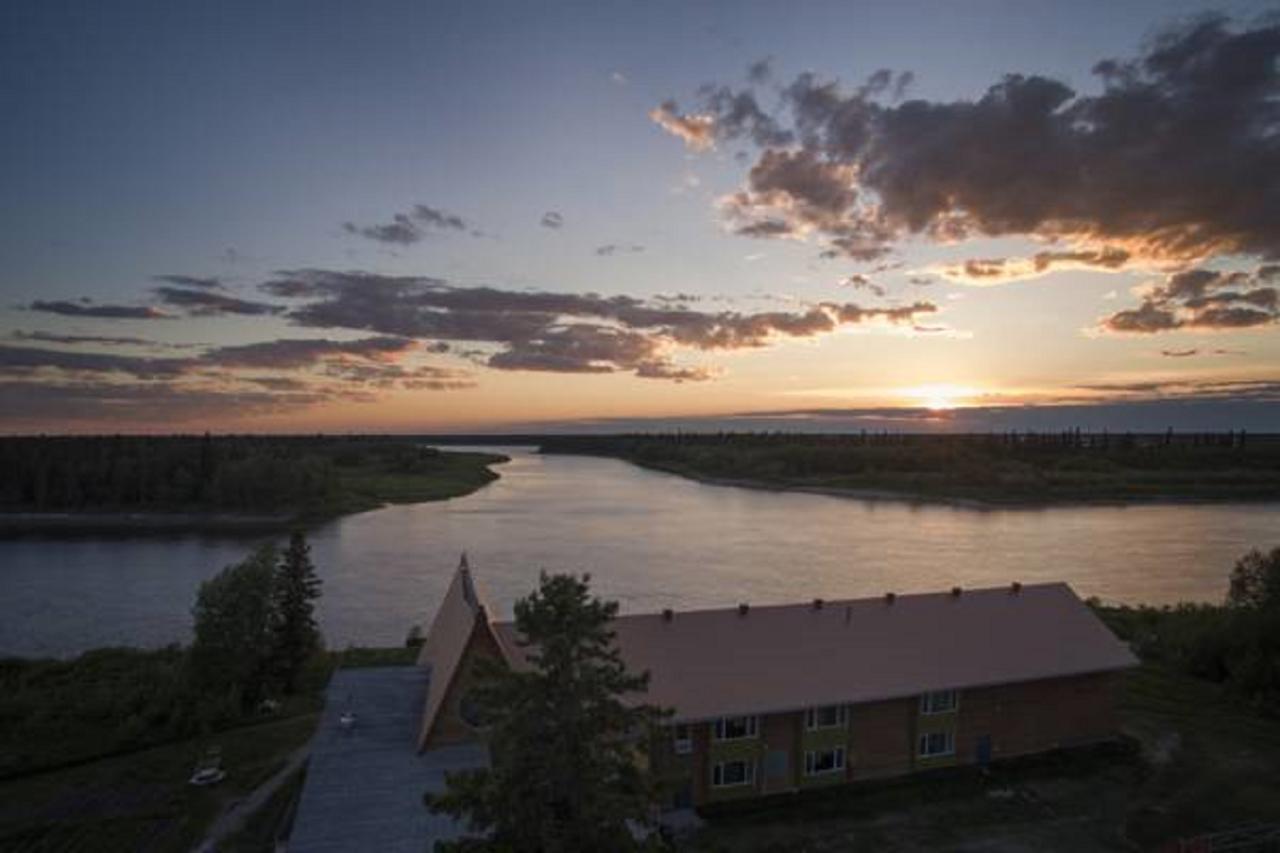 Cree Village Ecolodge Moose Factory Exterior photo